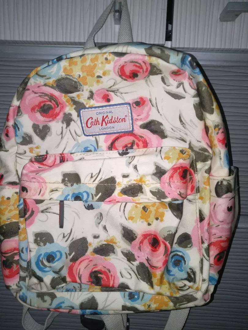 Detail Gambar Tas Cath Kidston Nomer 13