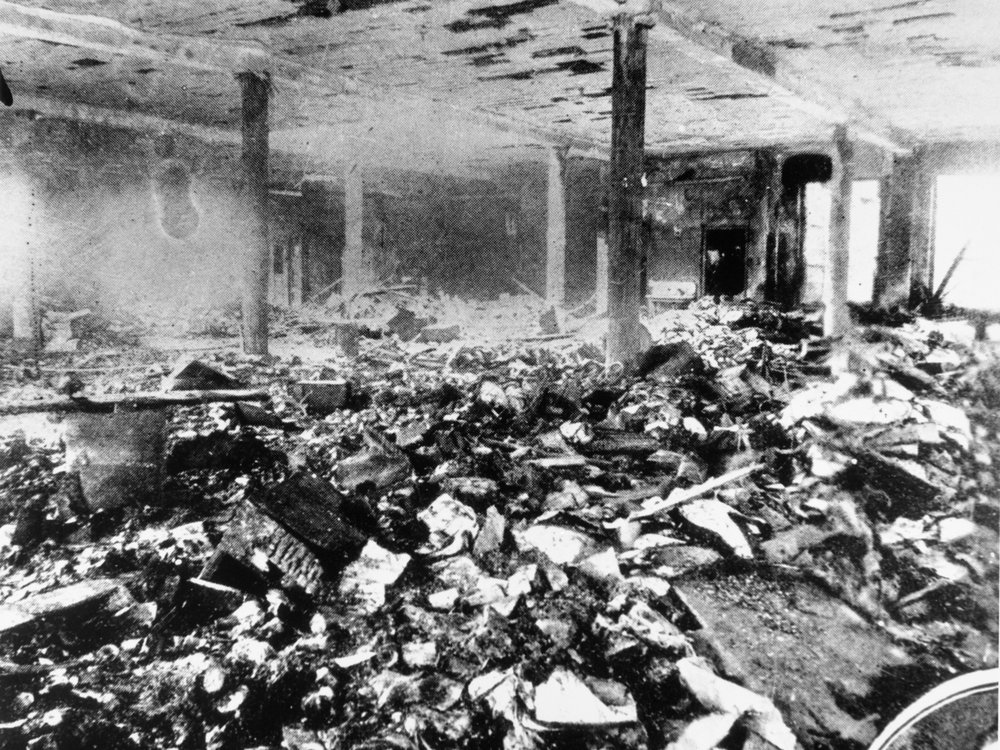 Gambar Triangle Fire - KibrisPDR
