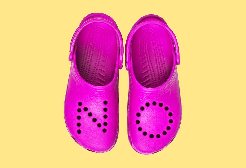 Detail Images Of Crocs Shoes Nomer 33
