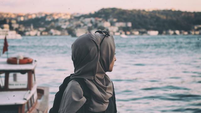 Detail Kata Kata Mutiara Wanita Muslimah Bergambar Nomer 23