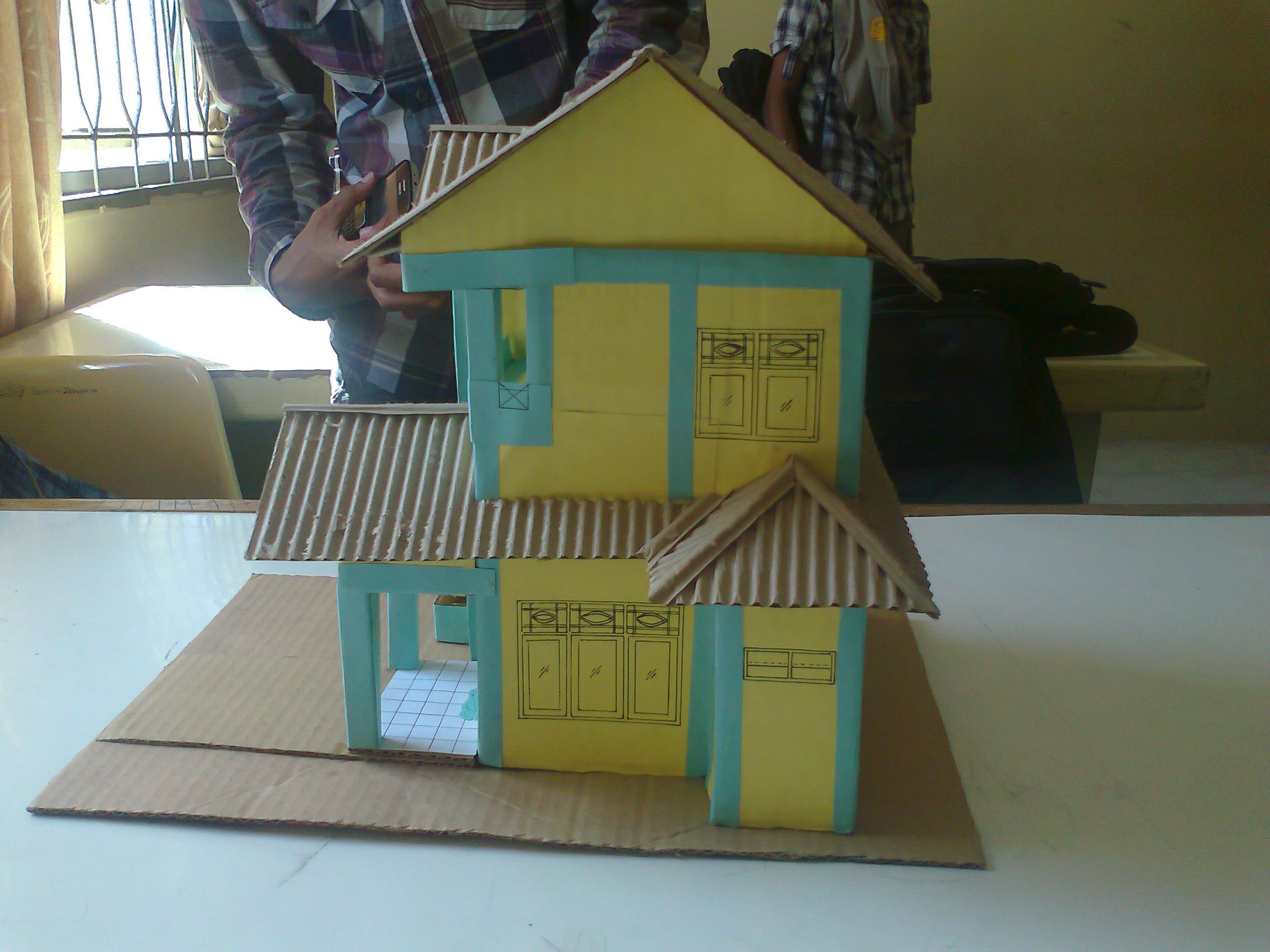 Detail Kreasi Rumah Dari Kardus Nomer 16