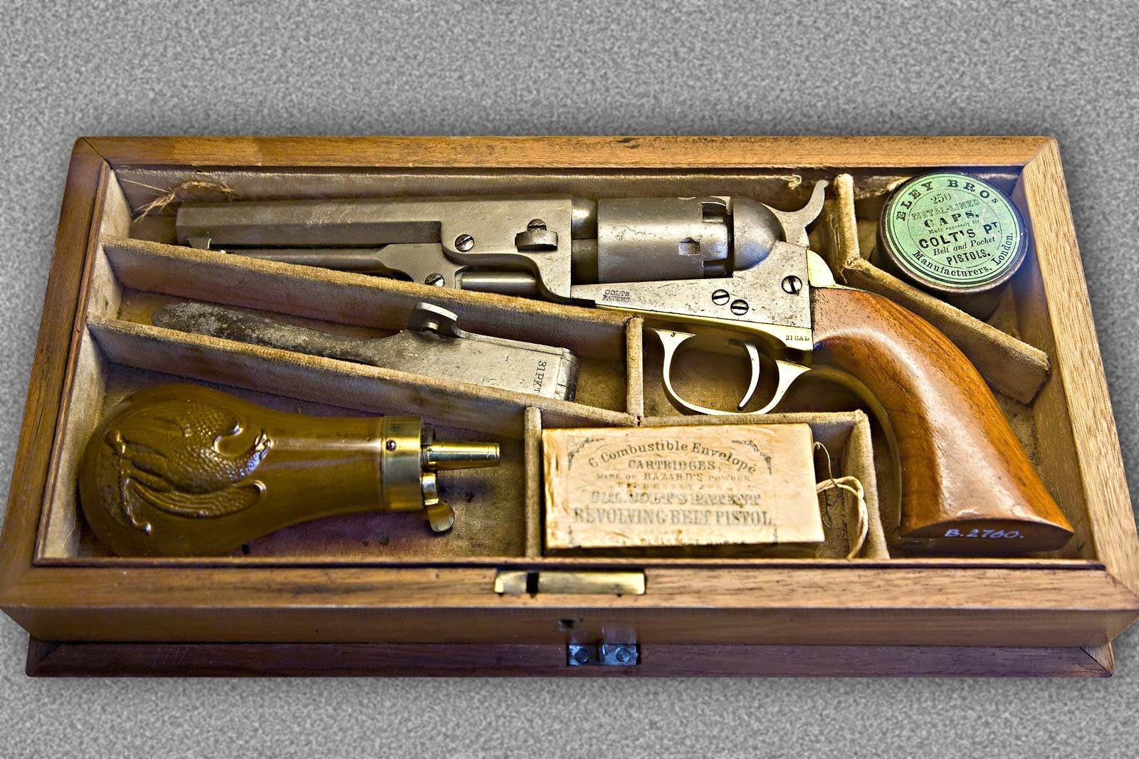 Detail Images Of A Revolver Nomer 40