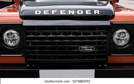 Detail Land Rover Defender Logo Nomer 35