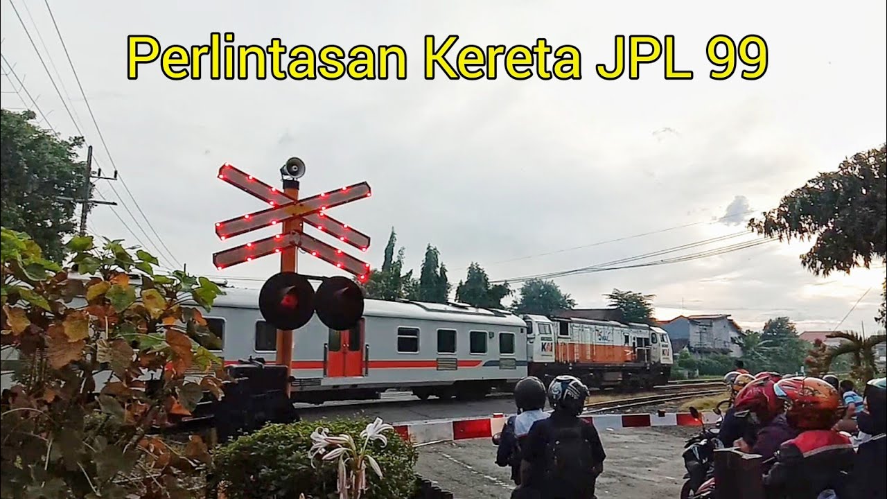 Detail Kereta Api Bagus Nomer 27