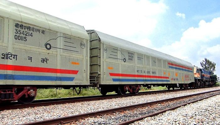 Detail Kereta Api Panjang Nomer 49
