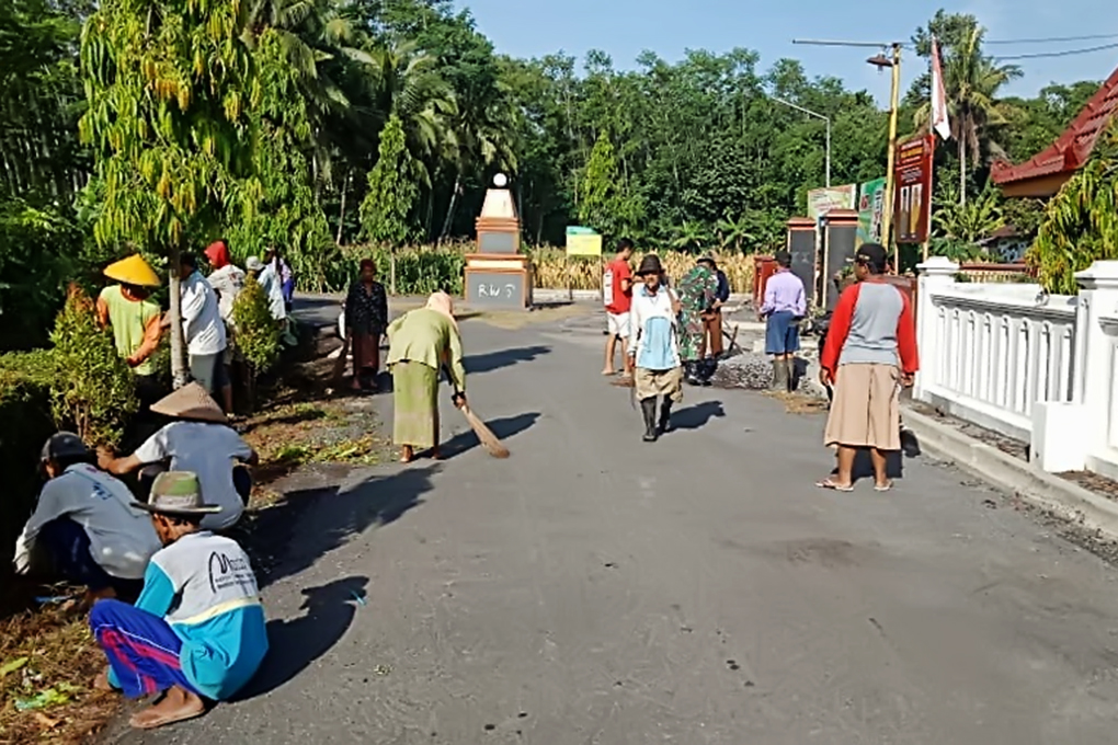 Detail Kerja Bakti Di Rumah Nomer 20