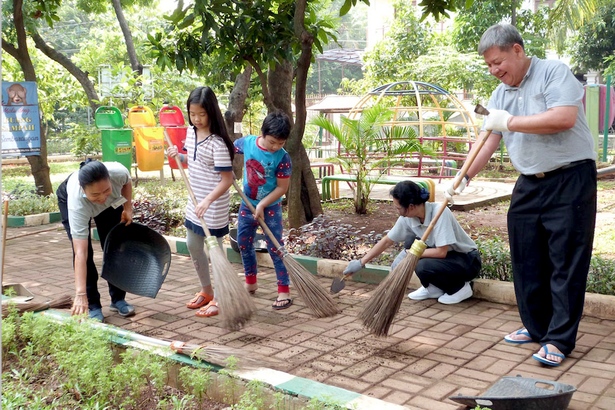 Detail Kerja Bakti Di Rumah Nomer 5