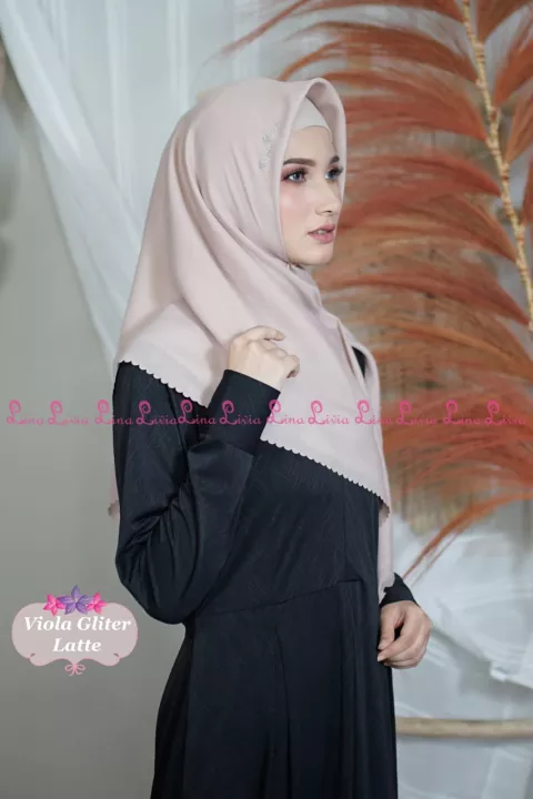 Detail Kerudung Glitter Nomer 36