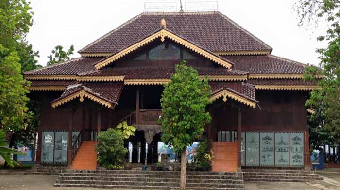 Detail Keunikan Rumah Adat Di Daerahku Nomer 43