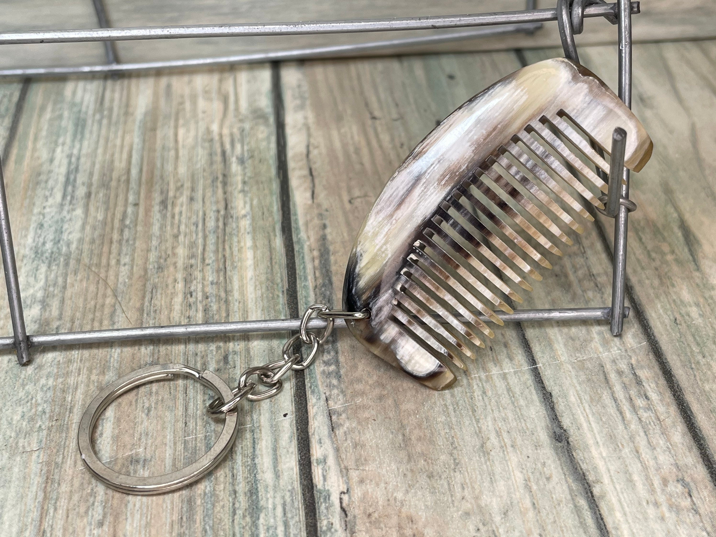 Detail Keychain Beard Comb Nomer 40