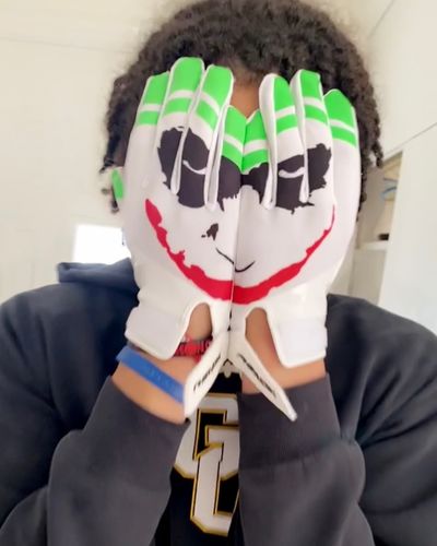Detail Kids Joker Football Gloves Nomer 35