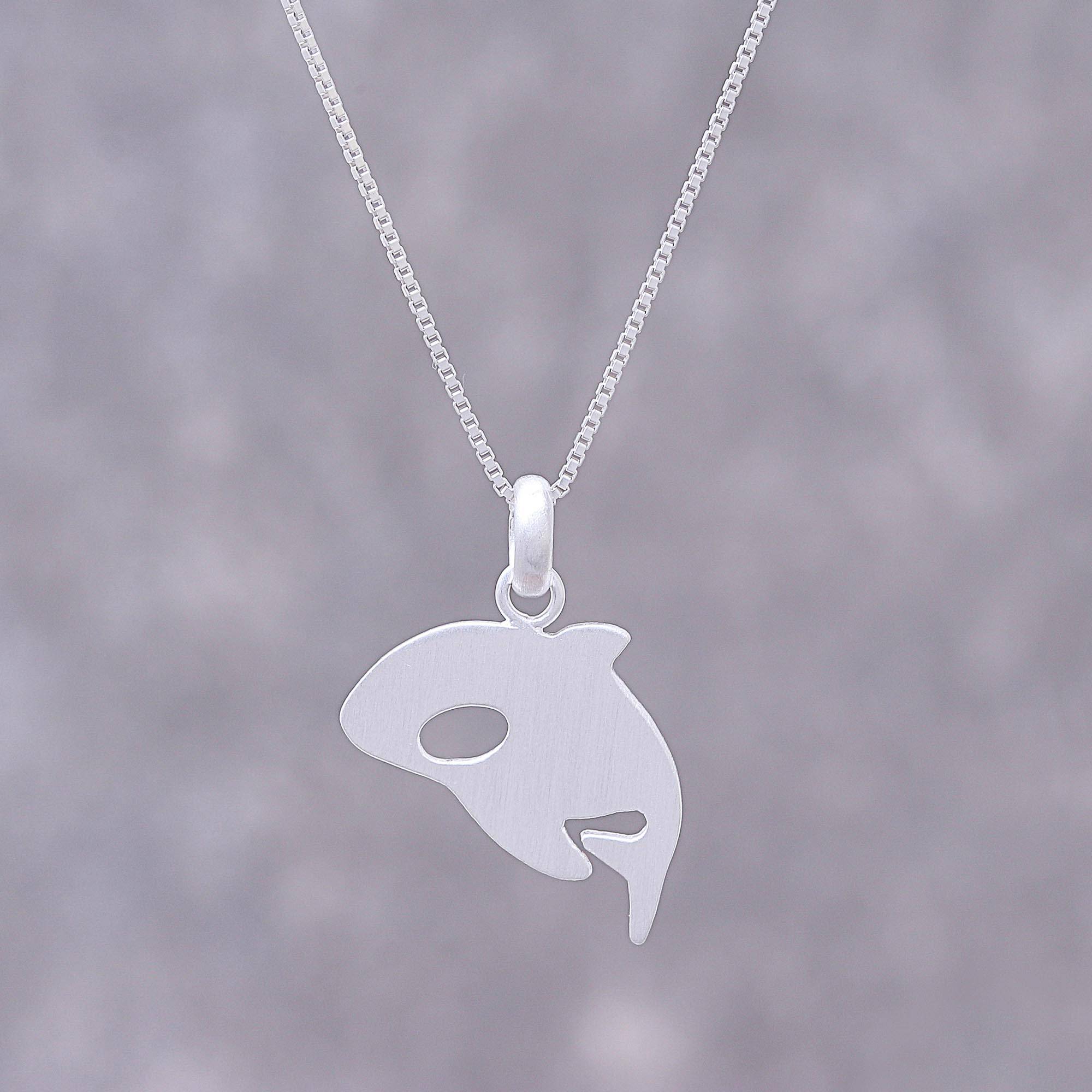 Detail Killer Whale Jewelry Nomer 12