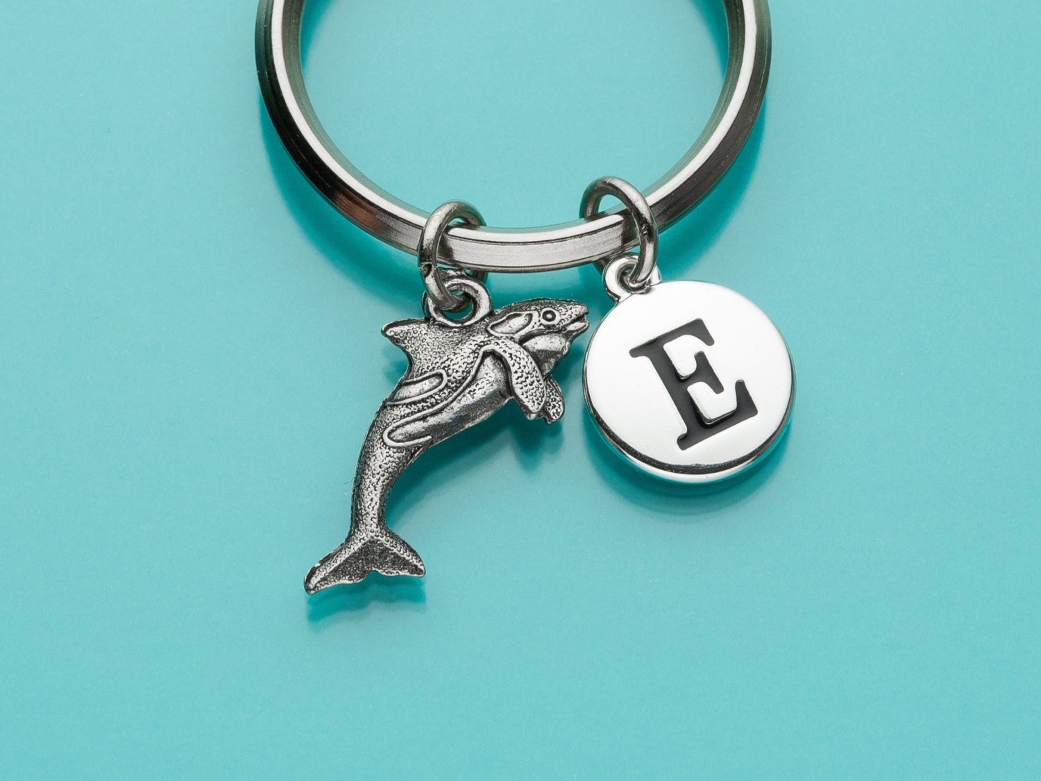 Detail Killer Whale Keychain Nomer 42