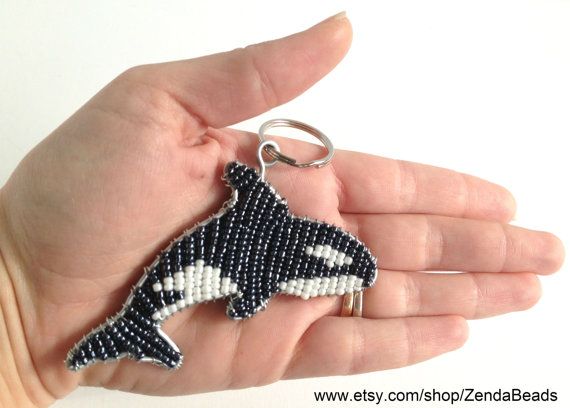 Detail Killer Whale Keychain Nomer 43