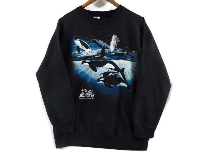 Detail Killer Whale Sweater Nomer 14