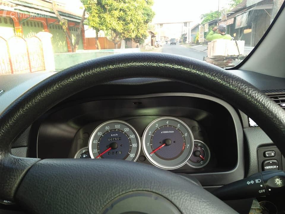 Detail Kilo Meter Mobil Nomer 12