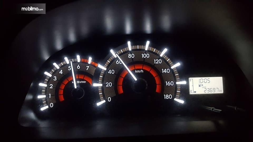 Detail Kilo Meter Mobil Nomer 24