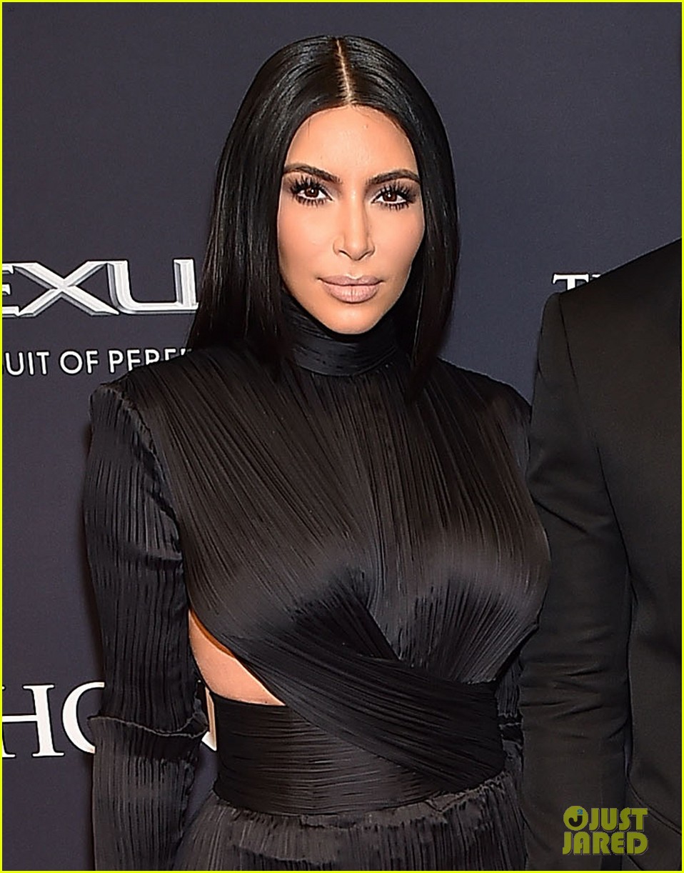 Detail Kim Kardashian 2015 Photos Nomer 24