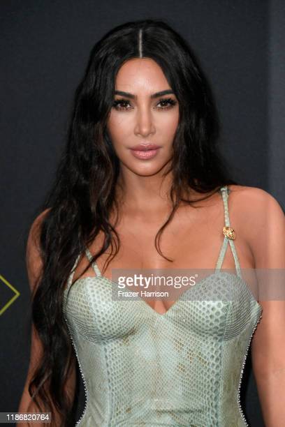 Detail Kim Kardashian Website Gallery Nomer 6