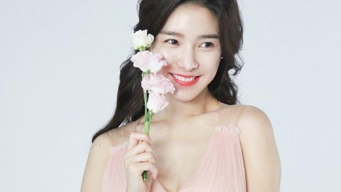 Detail Kim So Eun Menikah Nomer 18