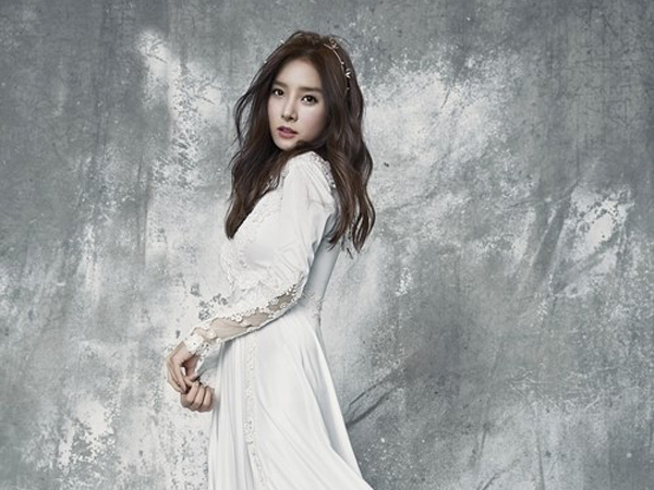 Detail Kim So Eun Menikah Nomer 46
