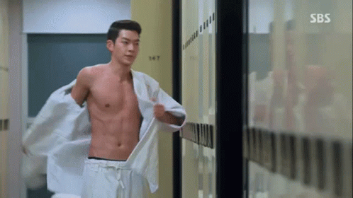 Detail Kim Woo Bin Body Nomer 11