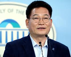 Detail Kim Young Gil Nomer 45