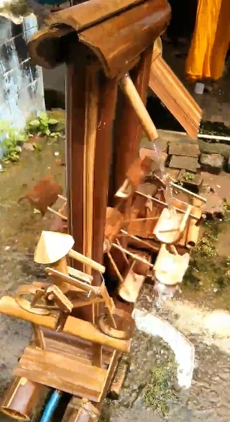 Detail Kincir Air Bambu Memancing Nomer 9