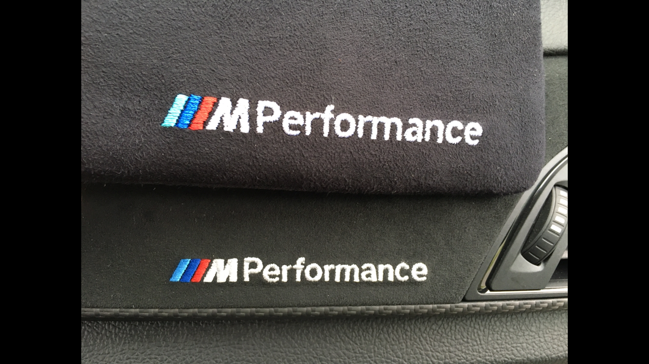 Detail M Performance Logo Nomer 42