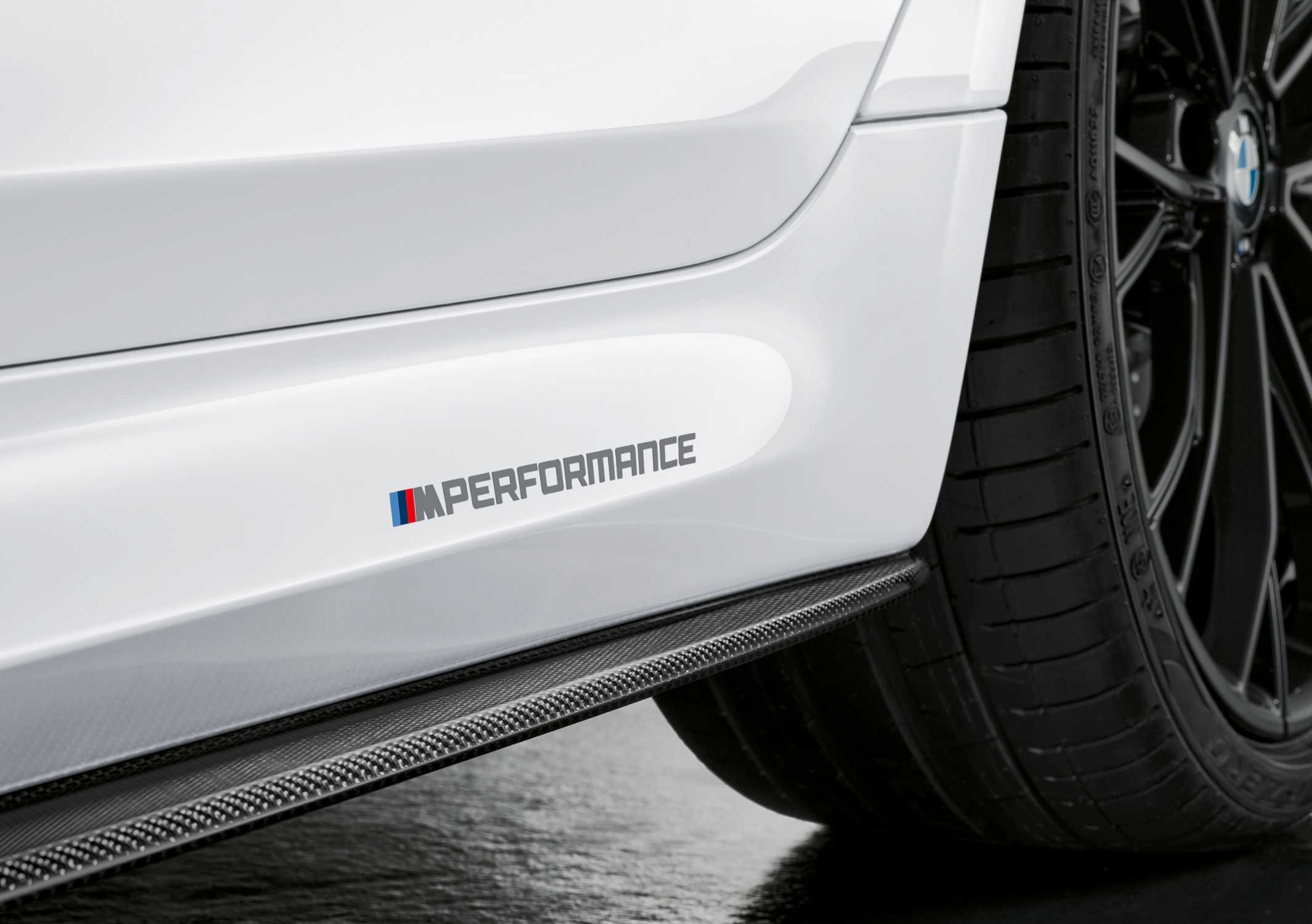 Detail M Performance Logo Nomer 50