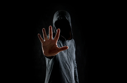 Detail Men In Black Background Nomer 5