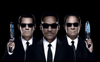 Detail Men In Black Background Nomer 51
