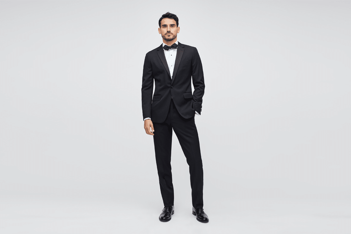 Detail Men In Suits Images Nomer 4