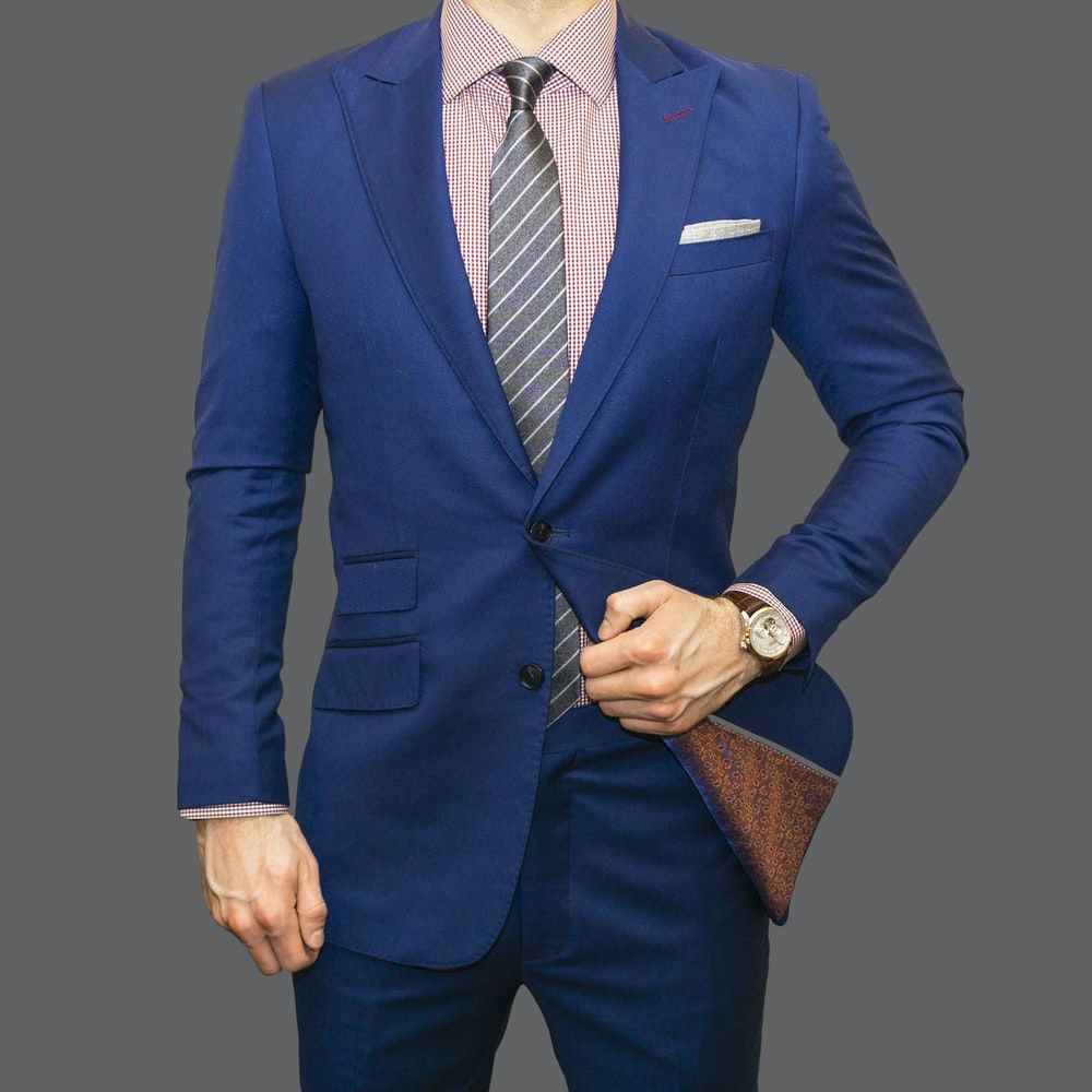 Detail Men Suit Image Nomer 5