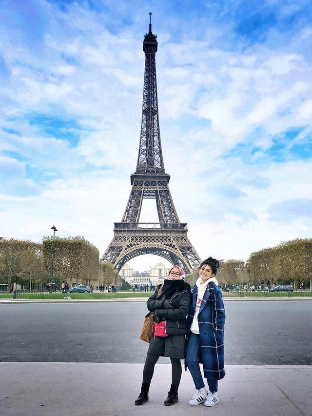 Detail Menara Eiffel Di Paris Nomer 10