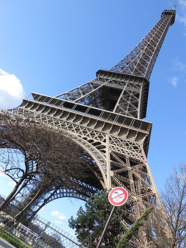 Detail Menara Eiffel Di Prancis Nomer 48