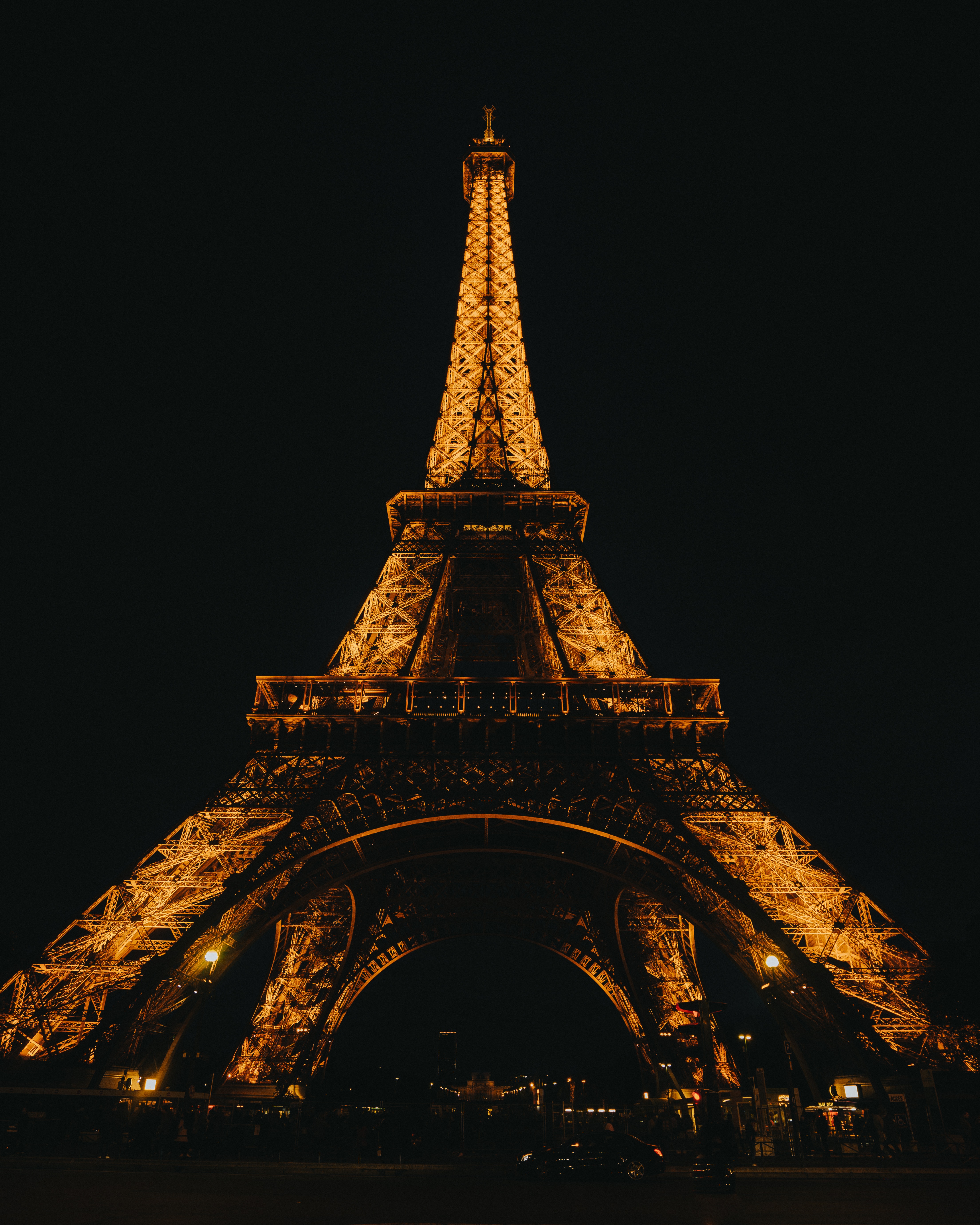 Detail Menara Eiffel Malam Hari Nomer 46