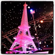 Detail Menara Eiffel Pink Nomer 11