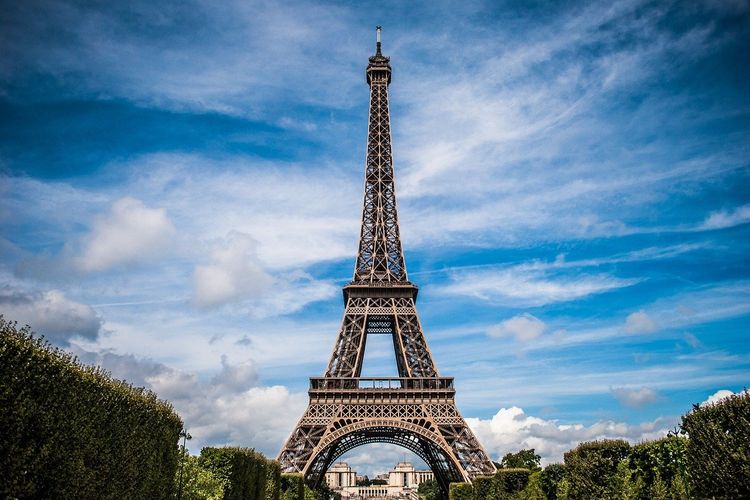 Detail Menara Eiffel Prancis Nomer 20