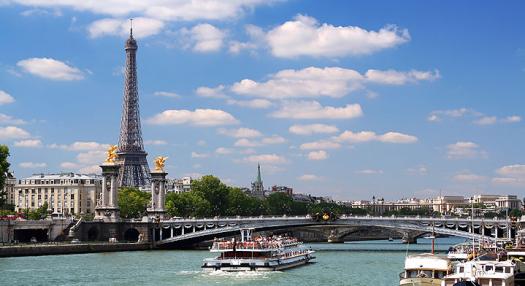 Detail Menara Eiffel Prancis Nomer 39