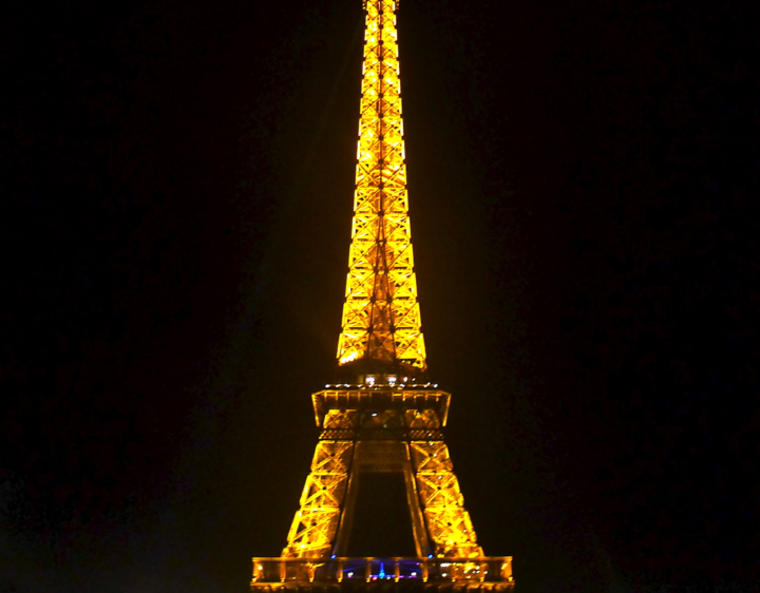 Detail Menara Eiffel Prancis Nomer 46