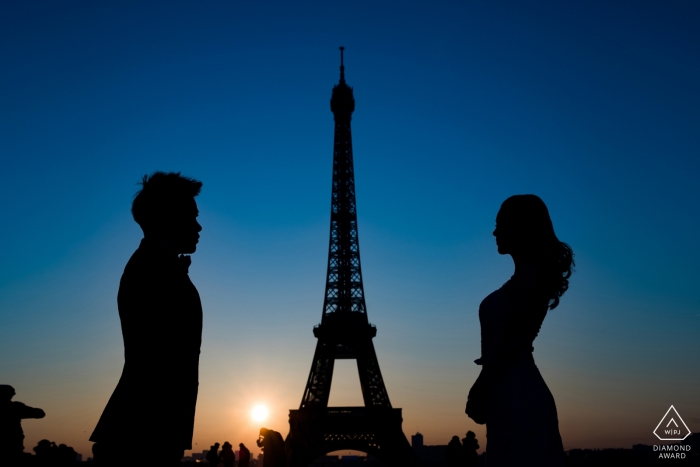 Detail Menara Eiffel Siluet Nomer 40