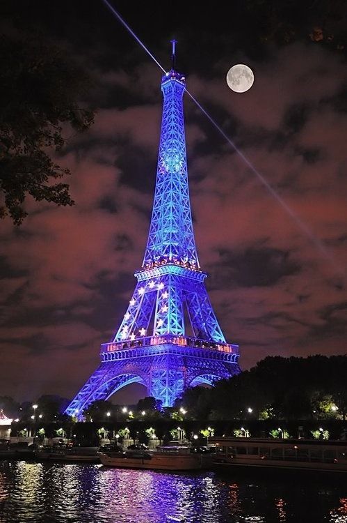 Detail Menara Eiffel Wallpaper Nomer 30