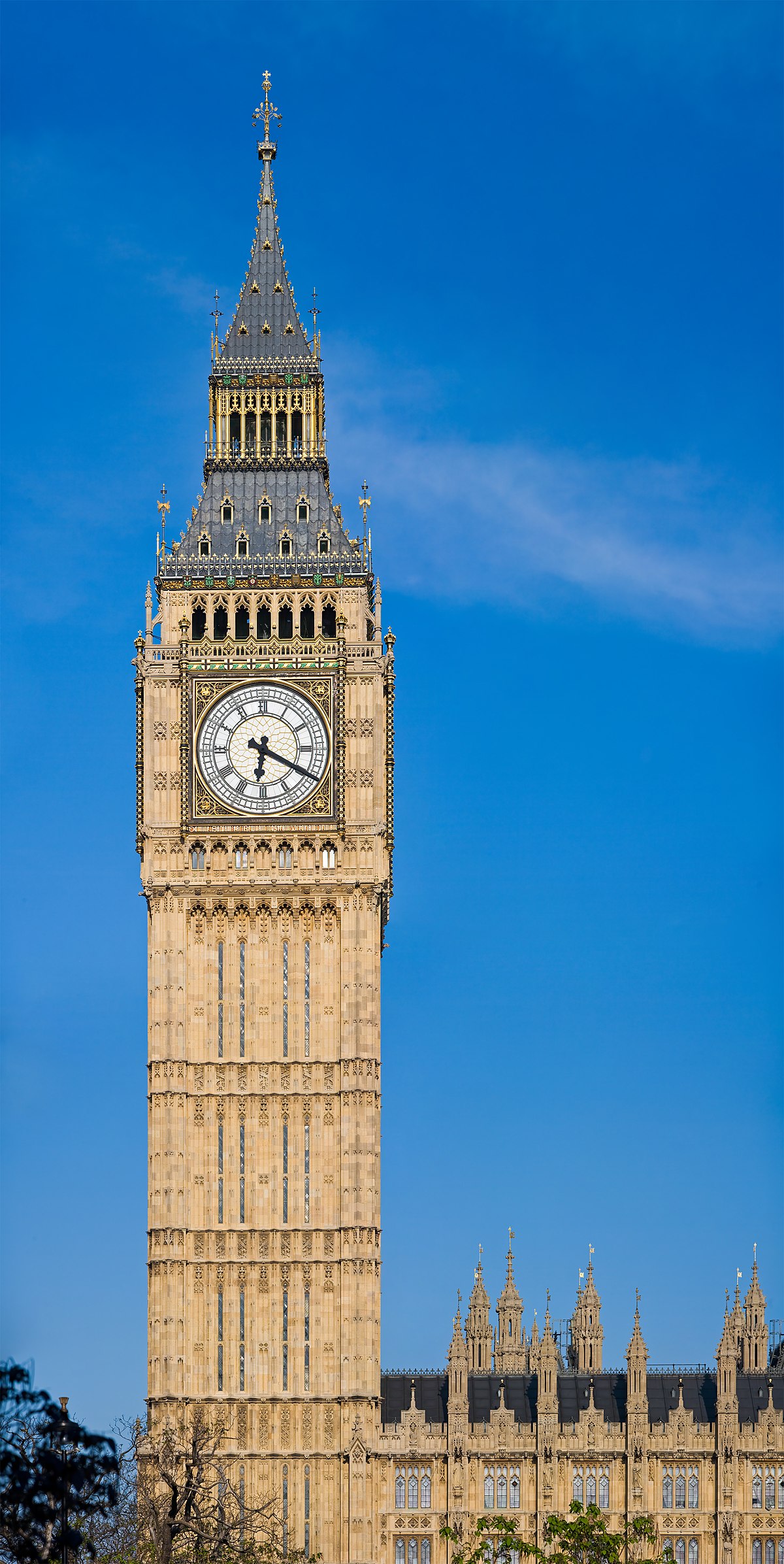 Detail Menara Jam London Nomer 3