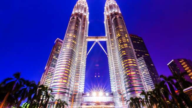 Detail Menara Kembar Di Malaysia Nomer 34