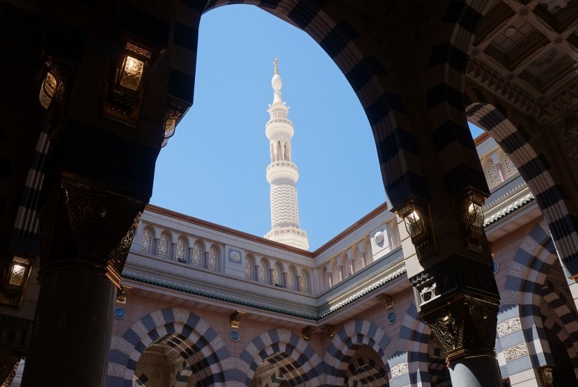 Detail Menara Masjid Nabawi Nomer 42