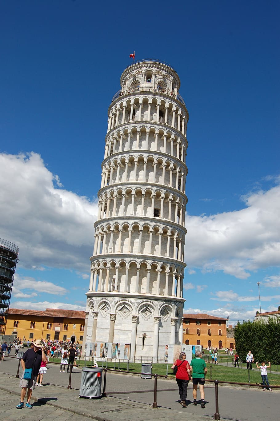 Detail Menara Miring Di Italia Nomer 50