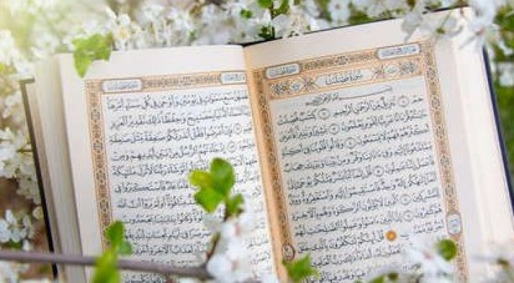 Detail Kisah Nyata Pengamal Surat Al Waqiah Nomer 52