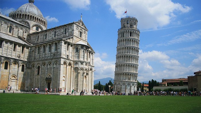 Detail Menara Pizza Di Italia Nomer 50