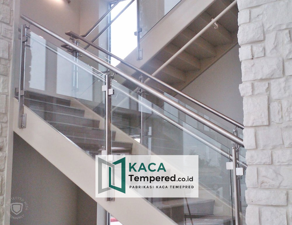 Detail Desain Railing Tangga Kaca Nomer 36